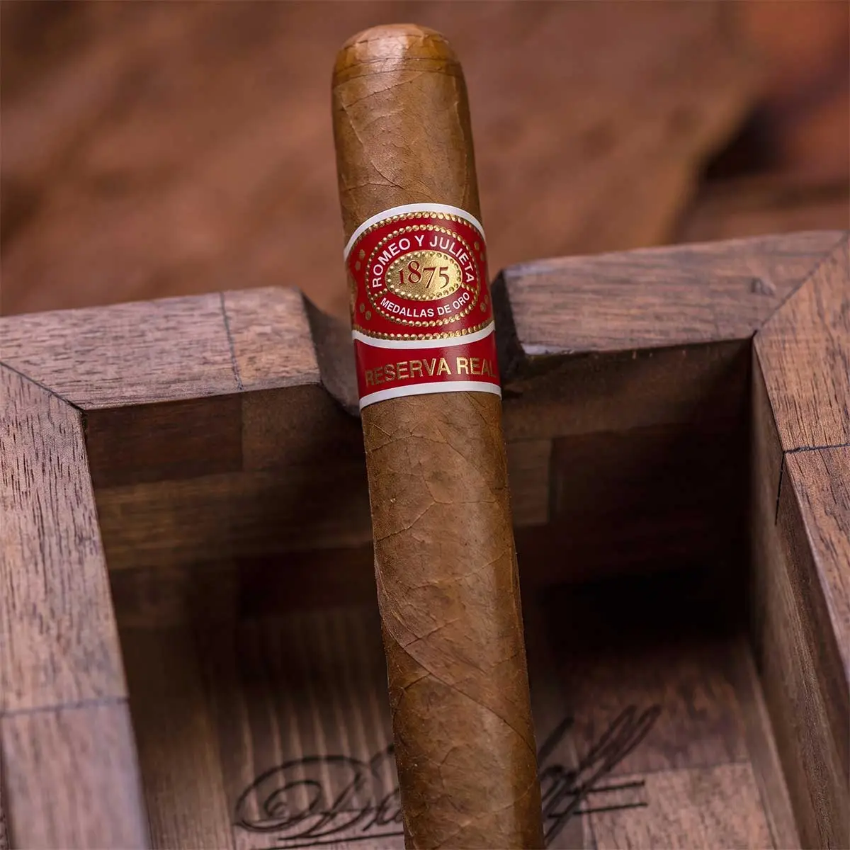 Romeo y Julieta Reserva Real